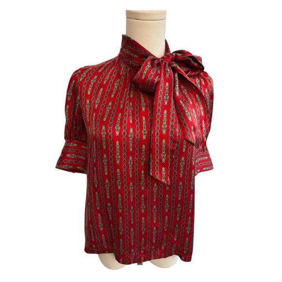 Banana Republic XS Red Silk Short Sleeve Blouse Top Shirt Chain & Belt Classy - Picture 1 of 9